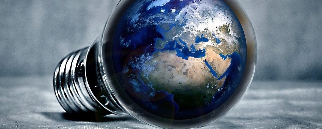 earth-2581631_1280
